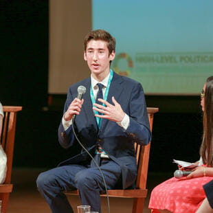 Experiencias Sobresalientes | Hamelin-Laie International School - 04 - Feature Cards Pattern - Creativity and Culture