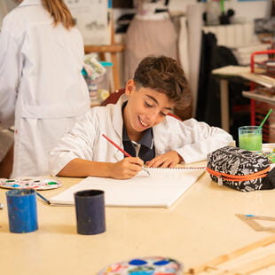 Experiencias Sobresalientes | Hamelin-Laie International School - 04 - Feature Cards Pattern - Creativity and Culture