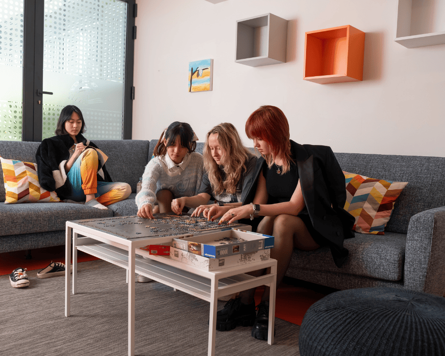 Colegio Internado en España | Hamelin-Laie International School - Image-50-50 1