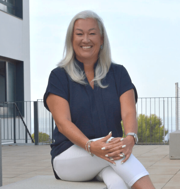 Ensenyament | Hamelin-Laie International School - Feature Cards Tabs