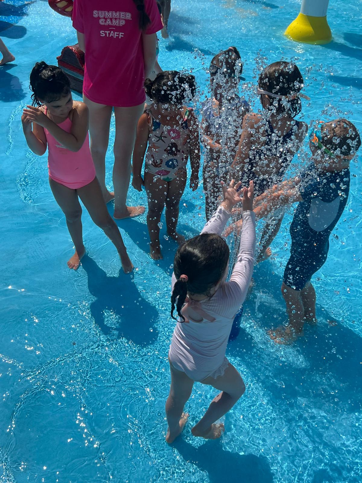 ENGLISH SUMMER CAMP - Small Text And Image - Info